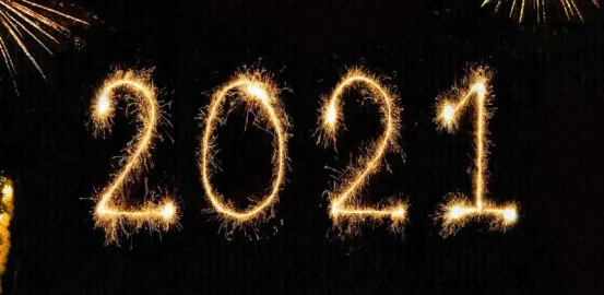 2021 in gold firework lettering