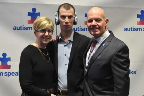 Zak and his parents, Mona and Stuart